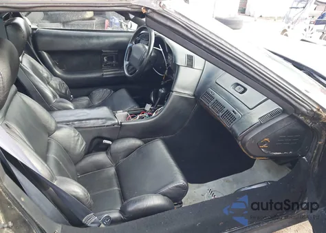 1990 Chevrolet Corvette из США, поврежденный, VIN 1G1YY2380L5105484